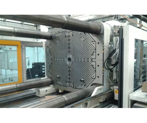 What is Magnetic Mold Clamping?